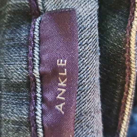 NYDJ 5 pocket denim jeans size 4 lift tuck technology ankle jeans - Picture 7 of 7